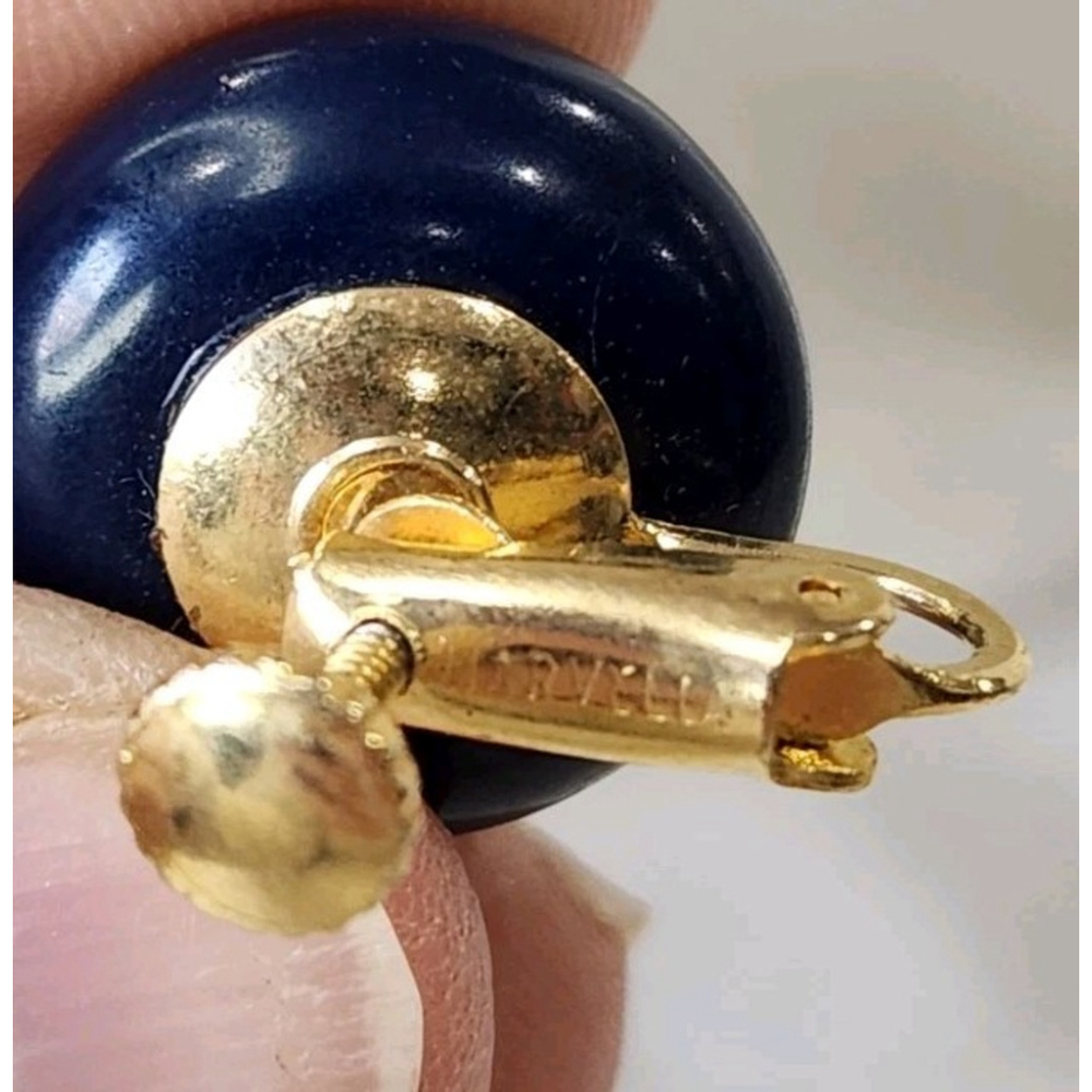 Vintage Marvella Gold Tone Navy Blue Clip On Earrings - Picture 5 of 5
